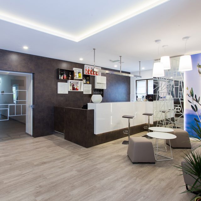 reception hotel moderna