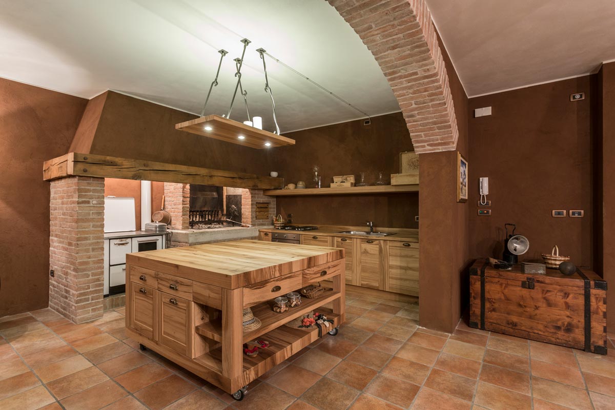 https://prova3.studionicolussi.com/wp-content/uploads/2019/05/progetto-casa-taverna-47-6.jpg